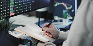 دليل المبتدئين للتداول في الفوركس | دليل شامل خطوة بخطوة للاستثمار في سوق العملات الأجنبية